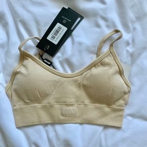 bo+tee x draya beige sports bra